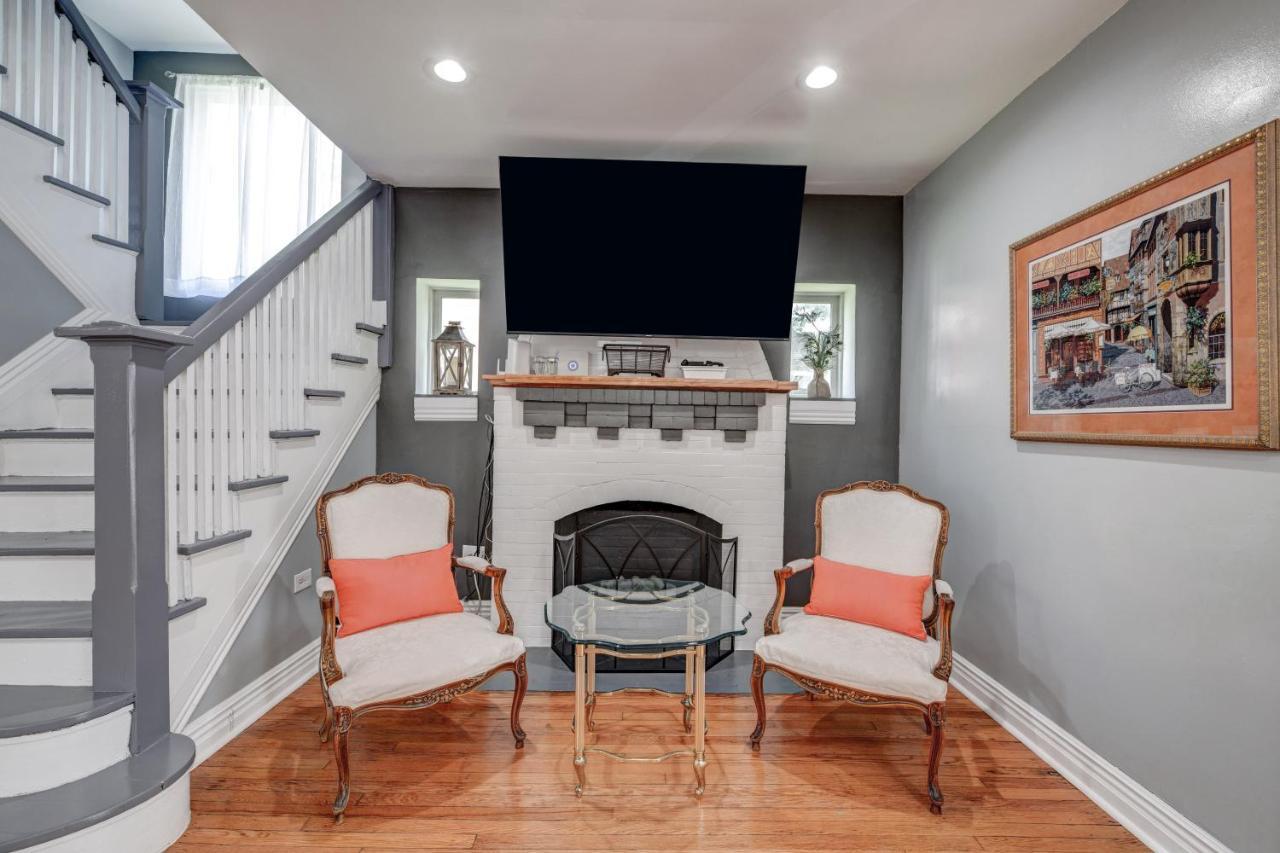 Spacious 5-Br House Near Transit W Parking Чикаго Экстерьер фото